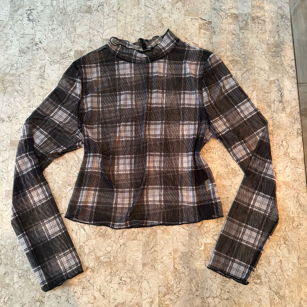 Plaid Long Sleeve Top